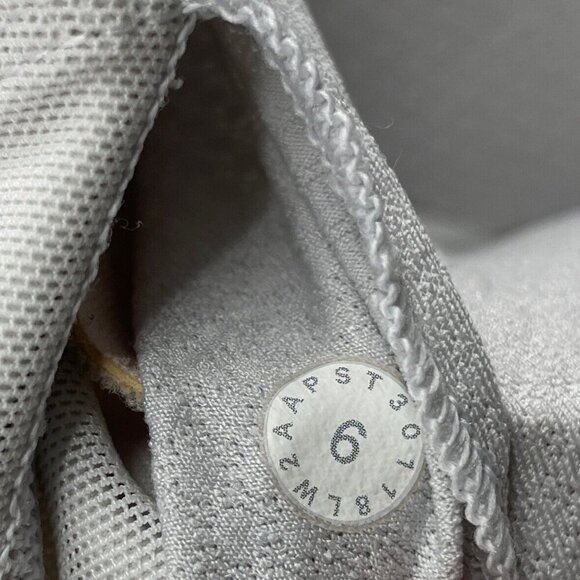 Lululemon Energy Sports Bra Women's Sz 6 Gray Tropical Pullover Strappy Wireless - Picture 5 of 5